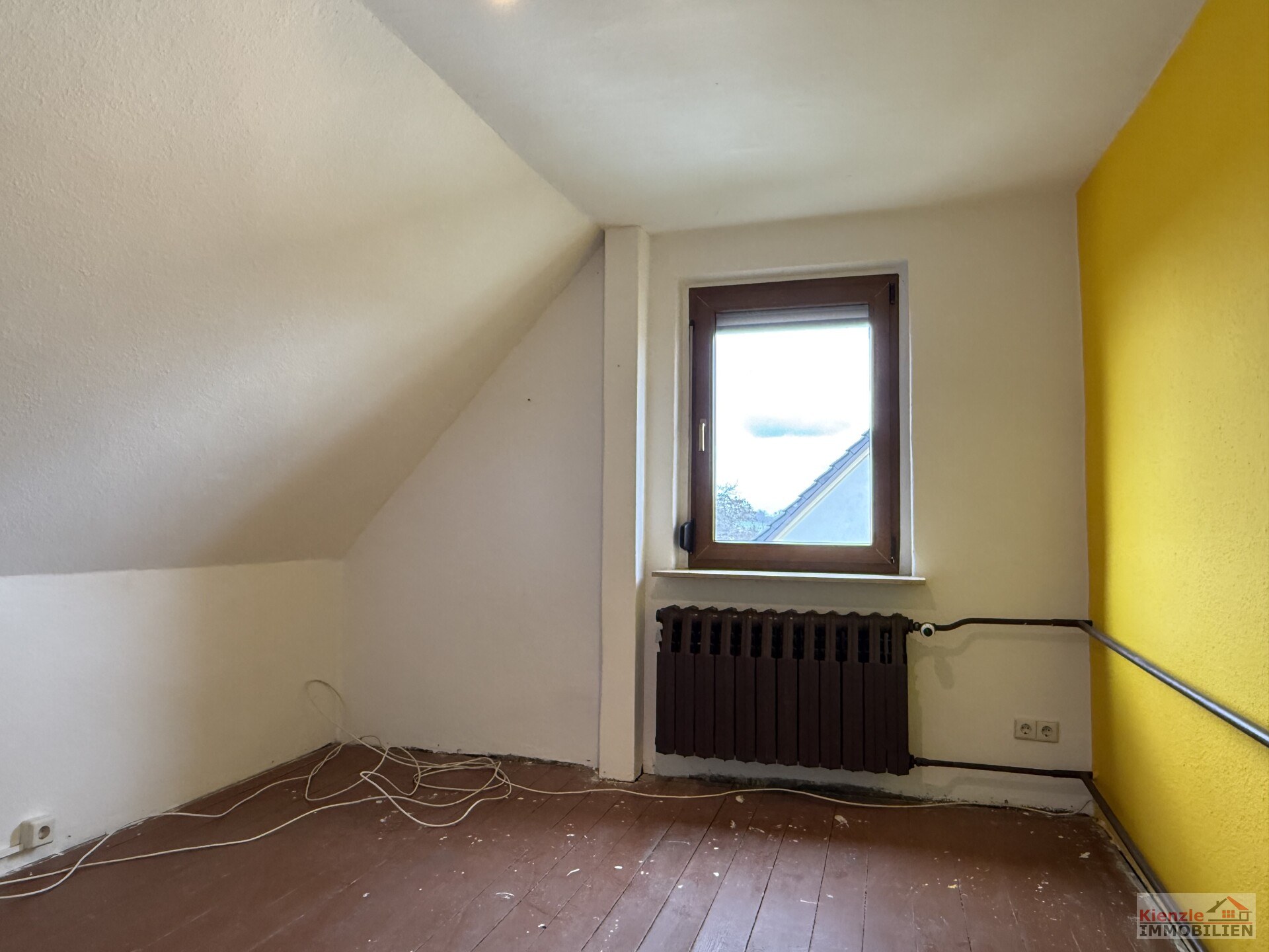 Große Doppelhaushälfte in Niederau zum Sanieren