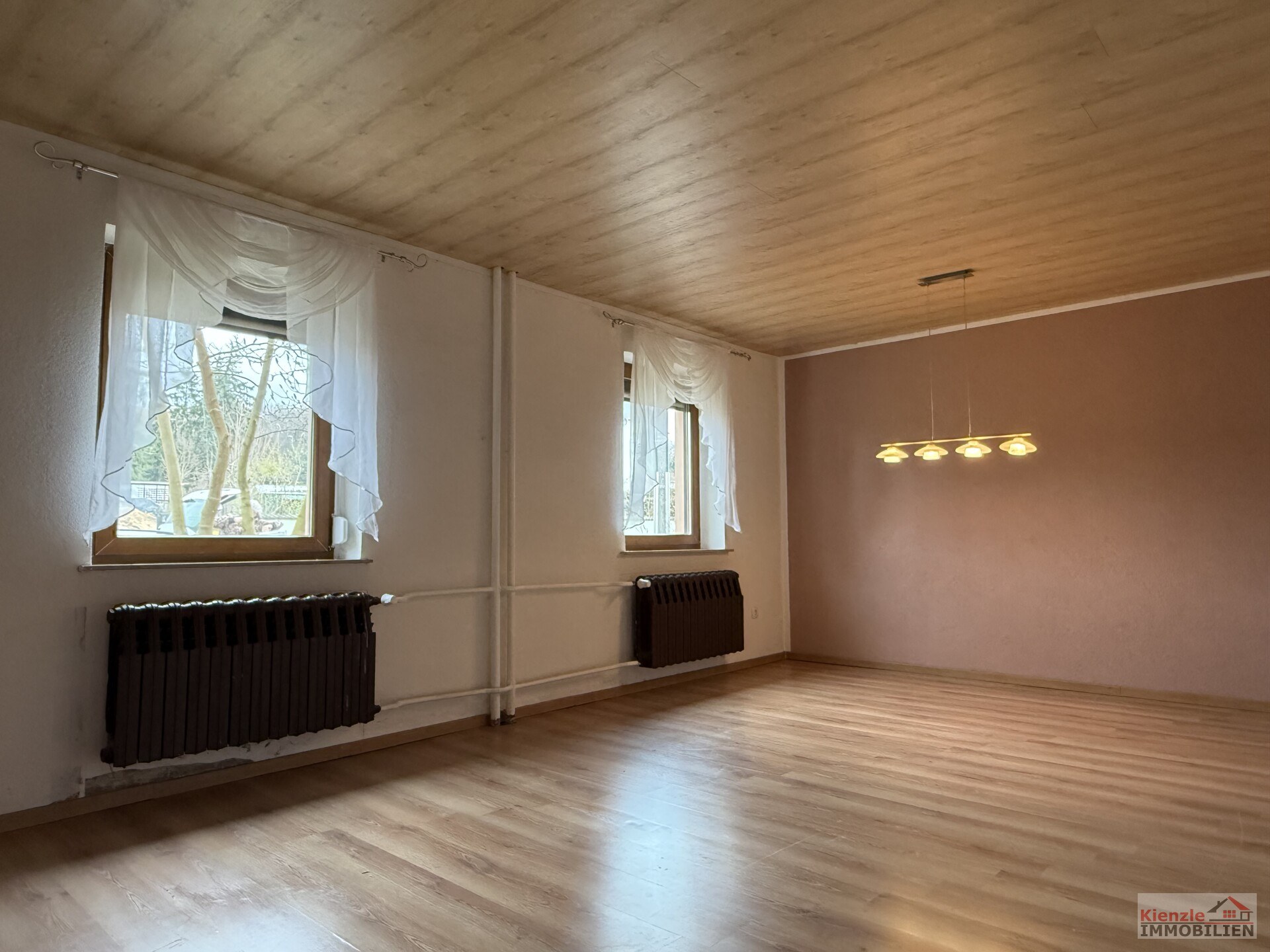 Große Doppelhaushälfte in Niederau zum Sanieren