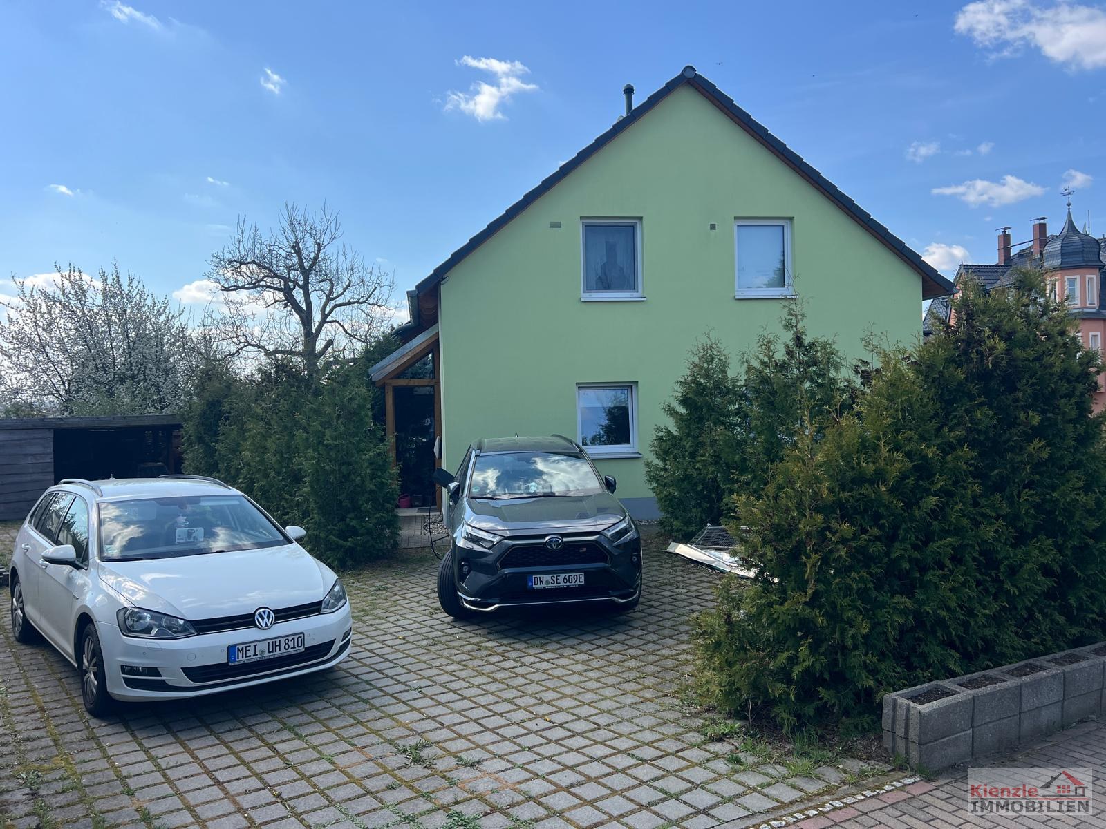 Freistehendes Einfamilienhaus mit Pool in guter Wohnlage von Rabenau