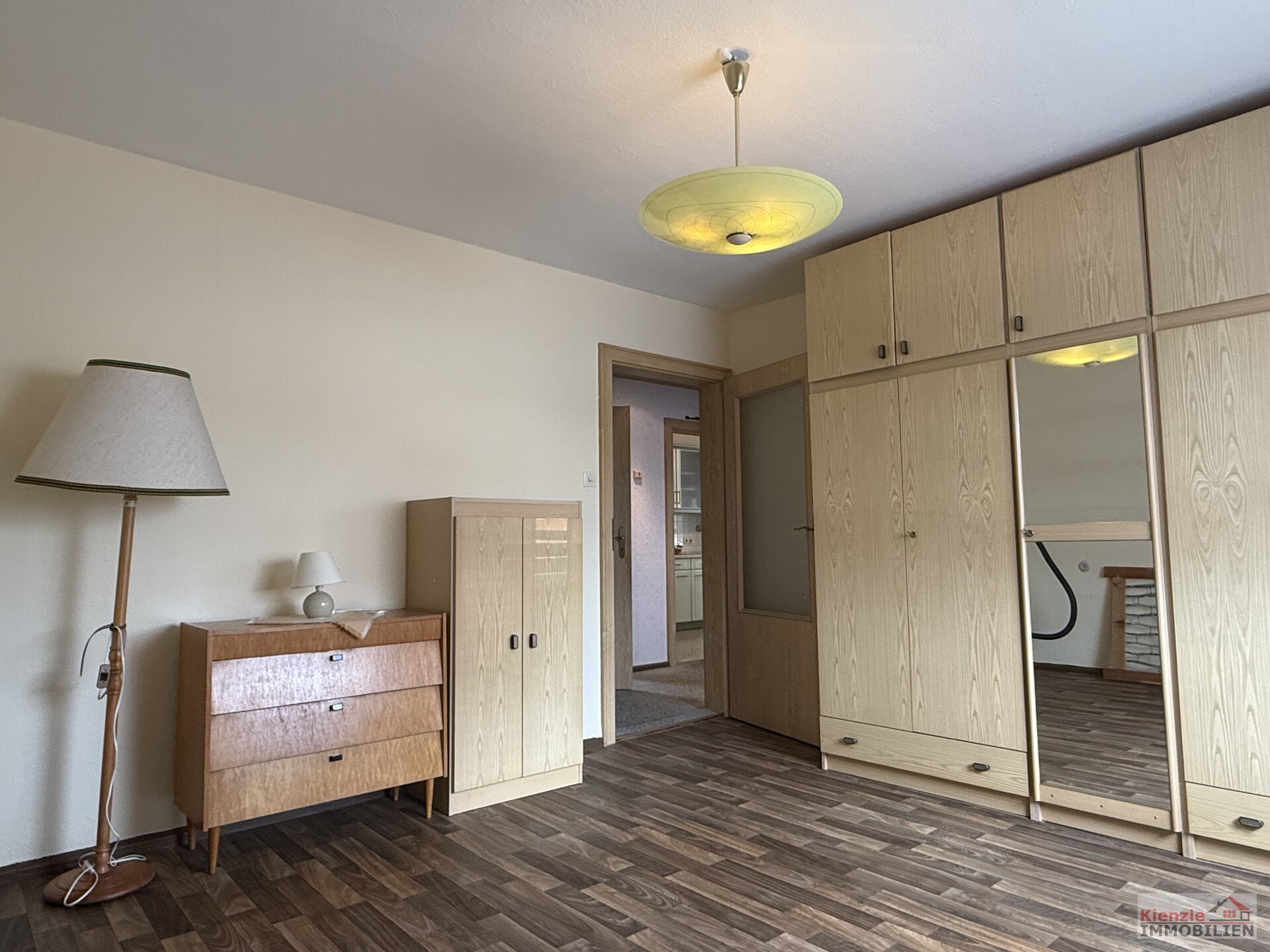 Gepflegtes Einfamilienhaus mit Nebengebäude und Garage in attraktiver Wohnlage von Niederau