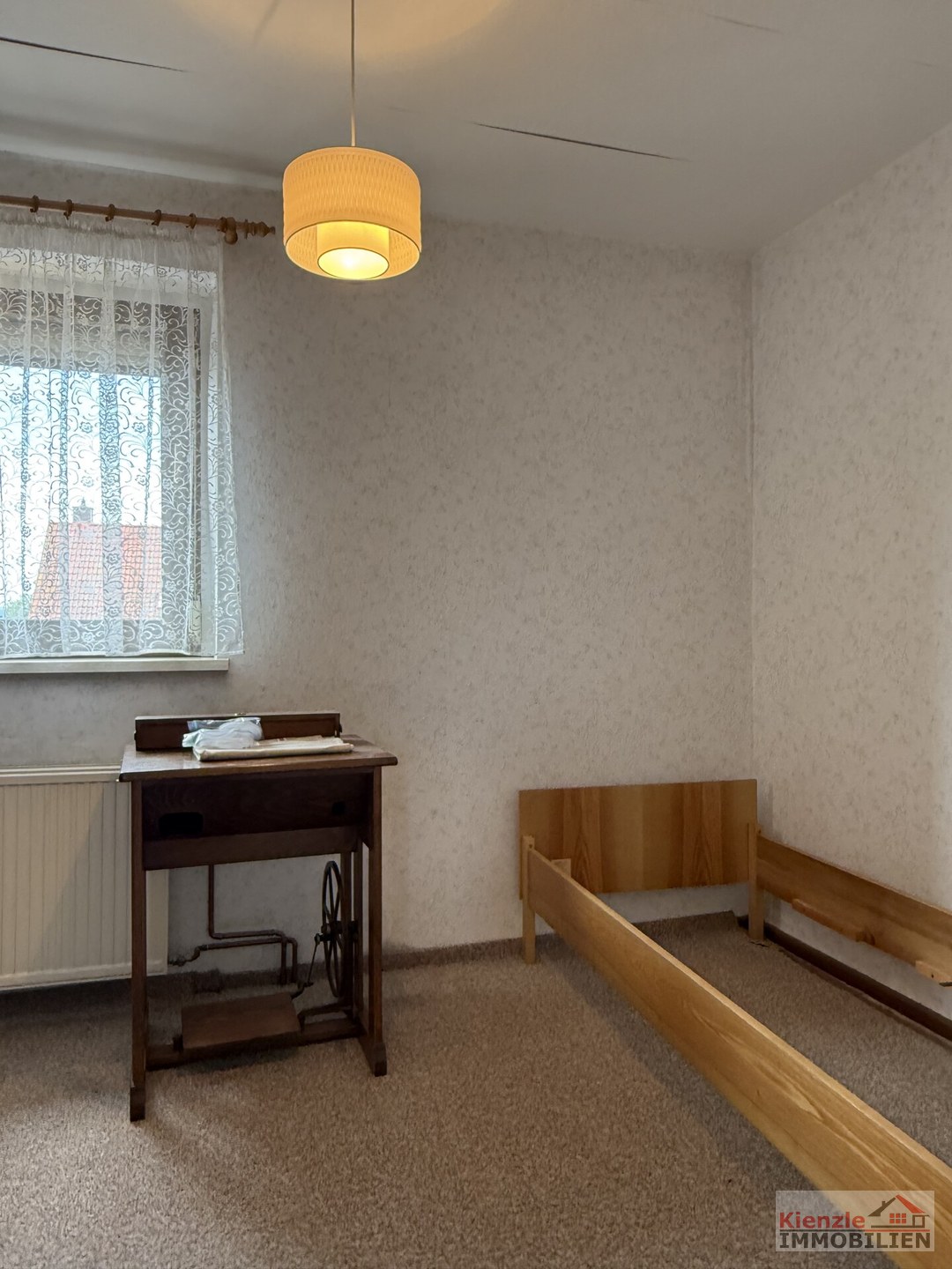 Gepflegtes Einfamilienhaus mit Nebengebäude und Garage in attraktiver Wohnlage von Niederau