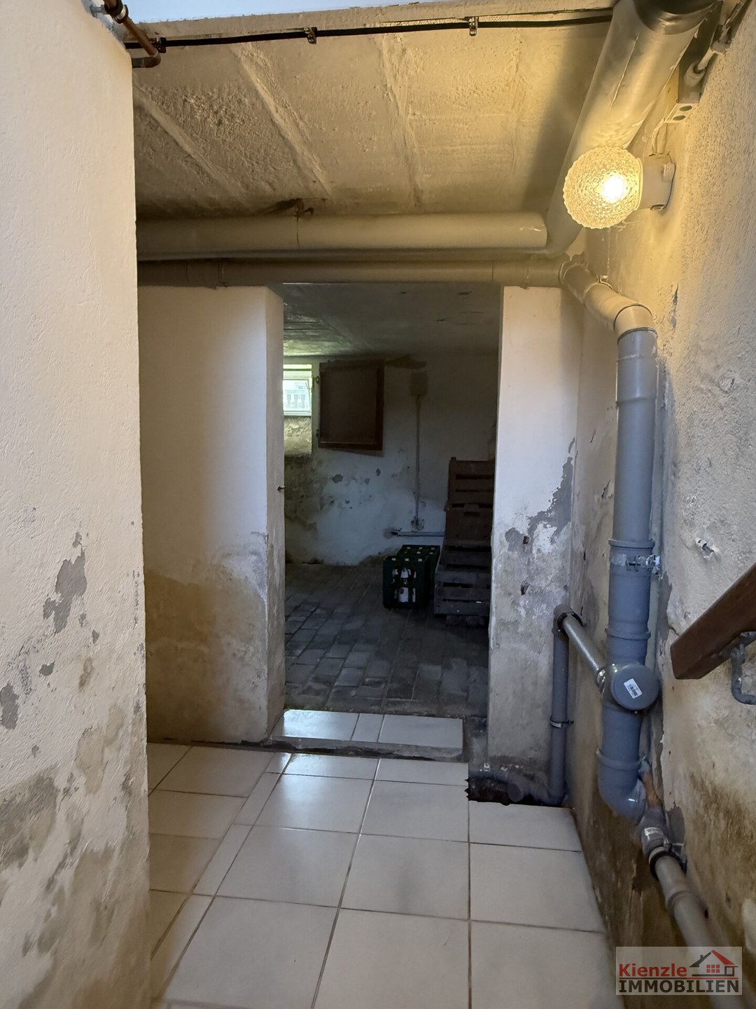 Gepflegtes Einfamilienhaus mit Nebengebäude und Garage in attraktiver Wohnlage von Niederau