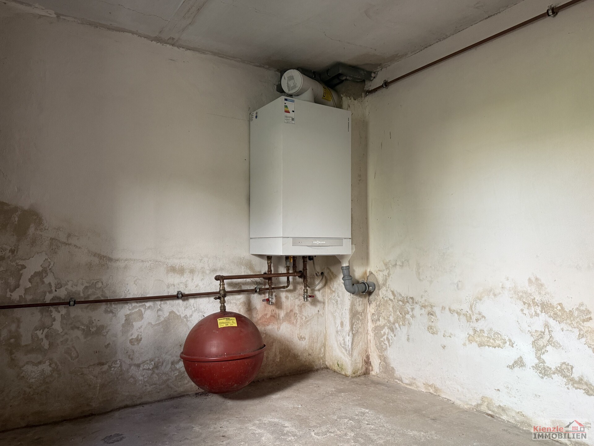 Gepflegtes Einfamilienhaus mit Nebengebäude und Garage in attraktiver Wohnlage von Niederau