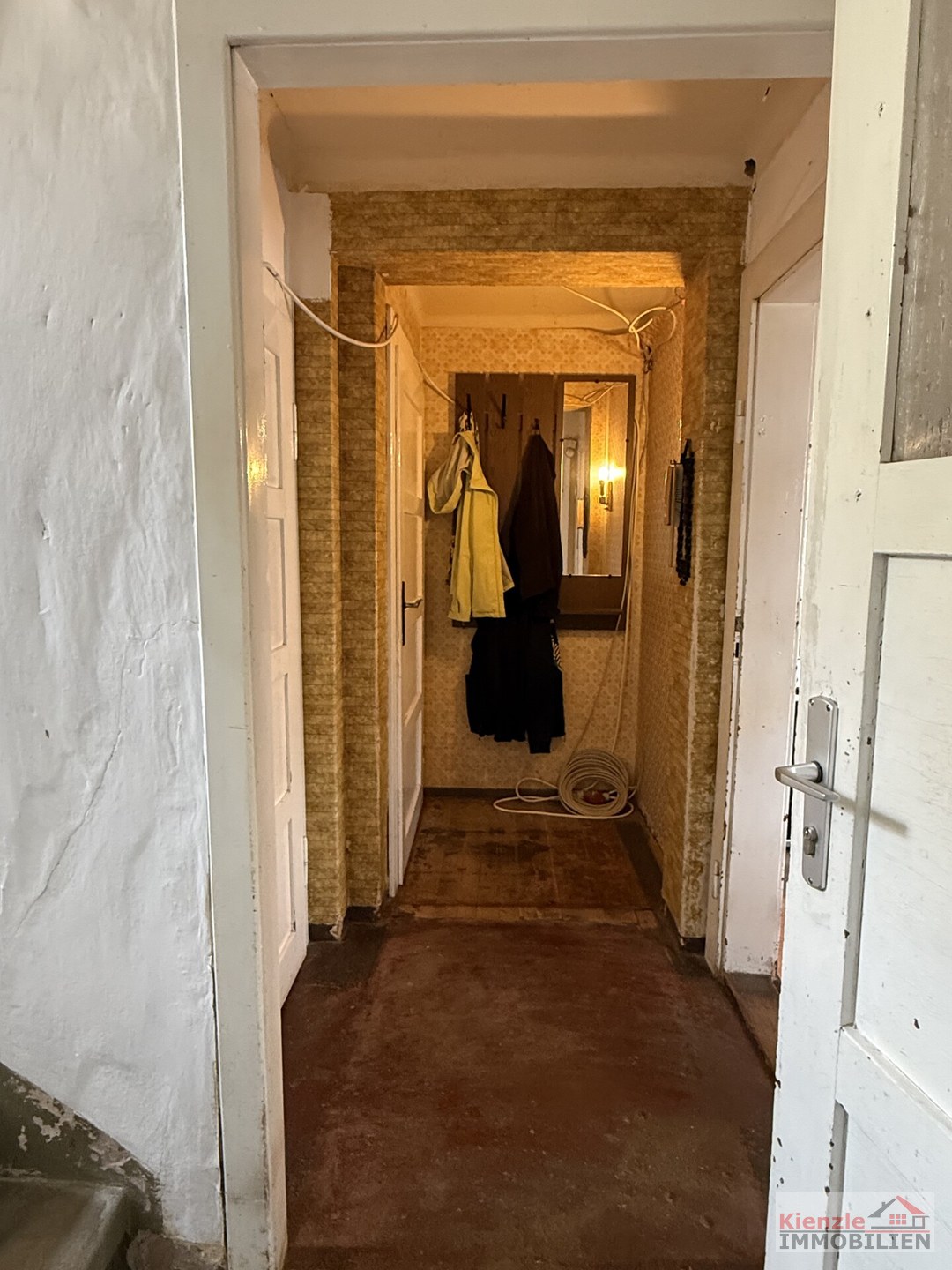 Gepflegtes Einfamilienhaus mit Doppelgarage, 6 Zimmern und großem Grundstück in Moritzburg-Steinbach