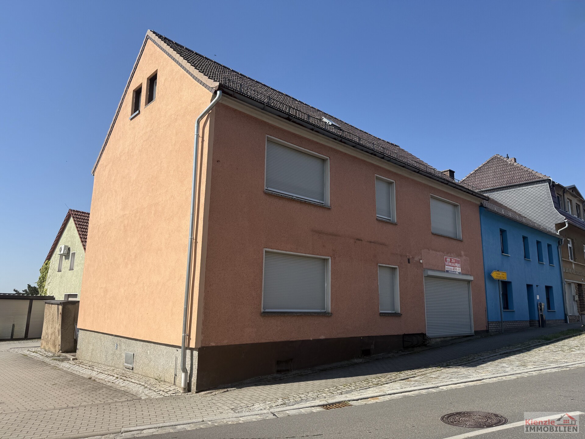 Wohn- und Geschäftshaus auf kleinem Grundstück in Hohenleipisch