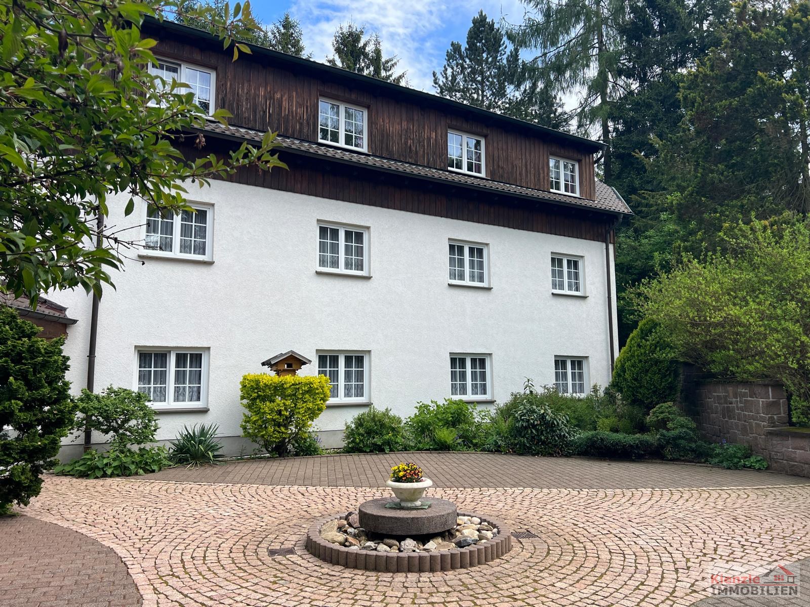 Hotel mit Gastronomie, Pool, Sauna & Betriebswohnung auf 6.000m² in ruhiger Randlage von Penig