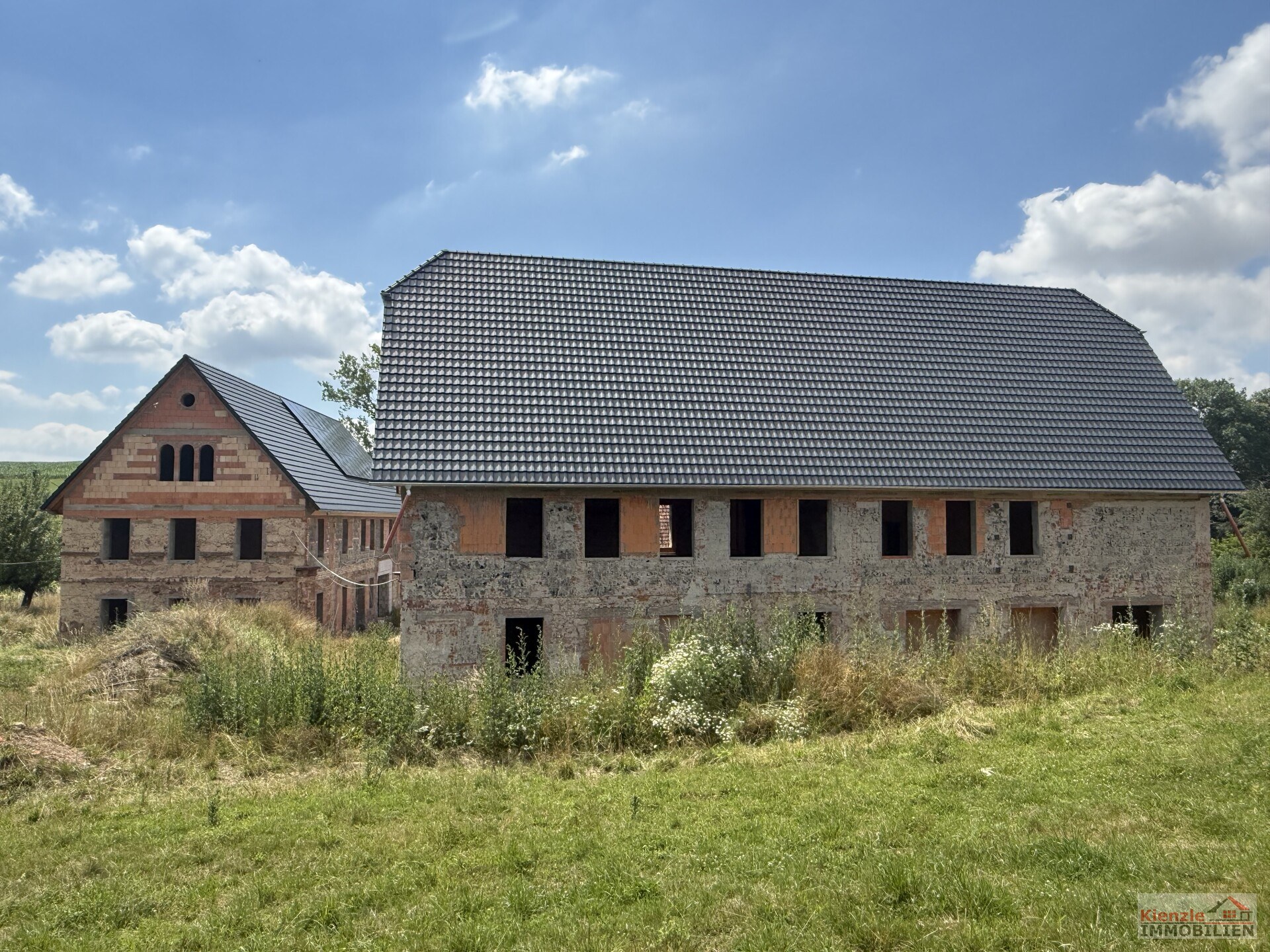 Wohnen. Arbeiten. Leben.

Historisches Vierseitenhof-Ensemble mit außergewöhnlichem Potenzial
