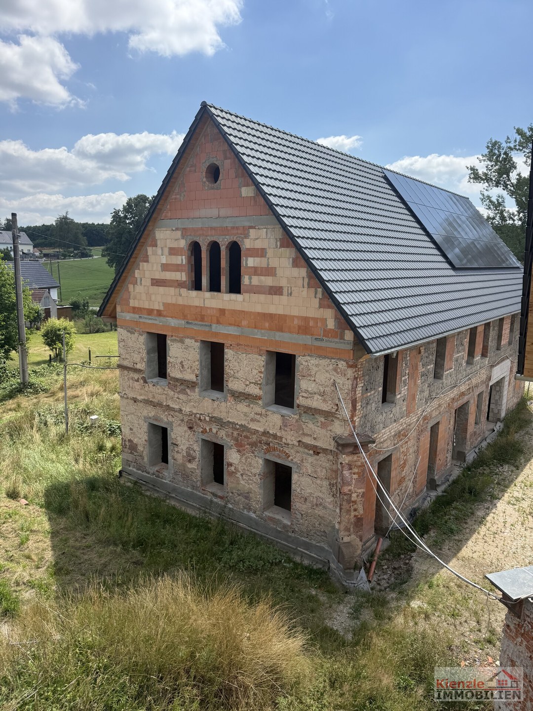 Wohnen. Arbeiten. Leben.

Historisches Vierseitenhof-Ensemble mit außergewöhnlichem Potenzial