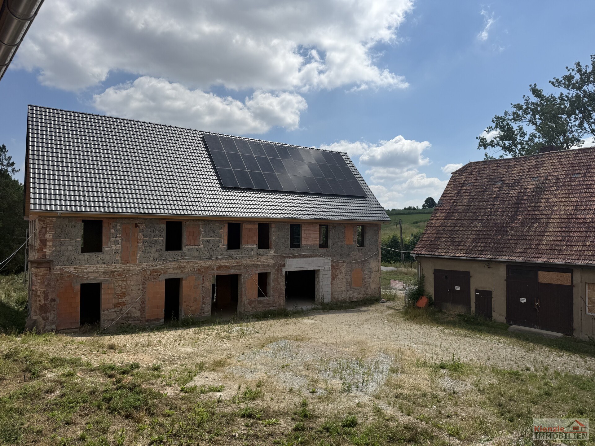 Wohnen. Arbeiten. Leben.

Historisches Vierseitenhof-Ensemble mit außergewöhnlichem Potenzial