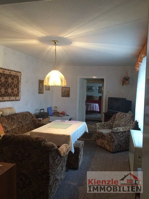 Kleines Einfamilienhaus nebst Nebengebäude & Garage in Wülknitz, unweit von Großenhain