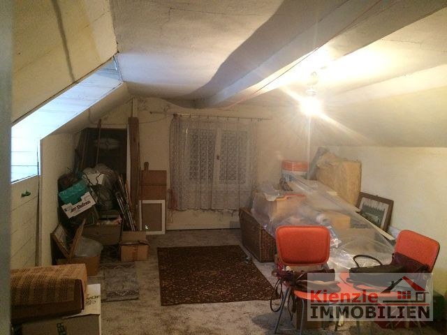 Kleines Einfamilienhaus nebst Nebengebäude & Garage in Wülknitz, unweit von Großenhain