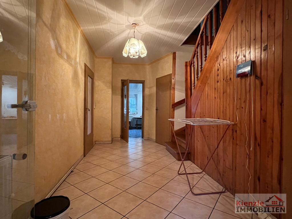 Einfamilienhaus mit Pensionszimmern in ruhiger Elblage in Zeithain
