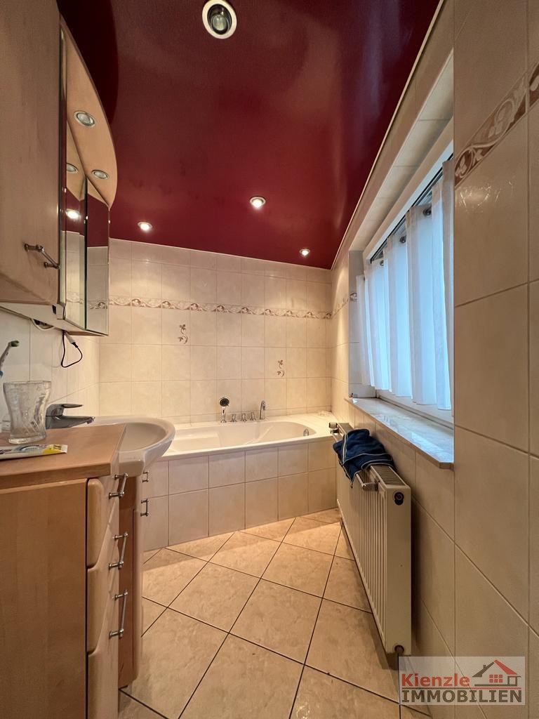 Einfamilienhaus mit Pensionszimmern in ruhiger Elblage in Zeithain