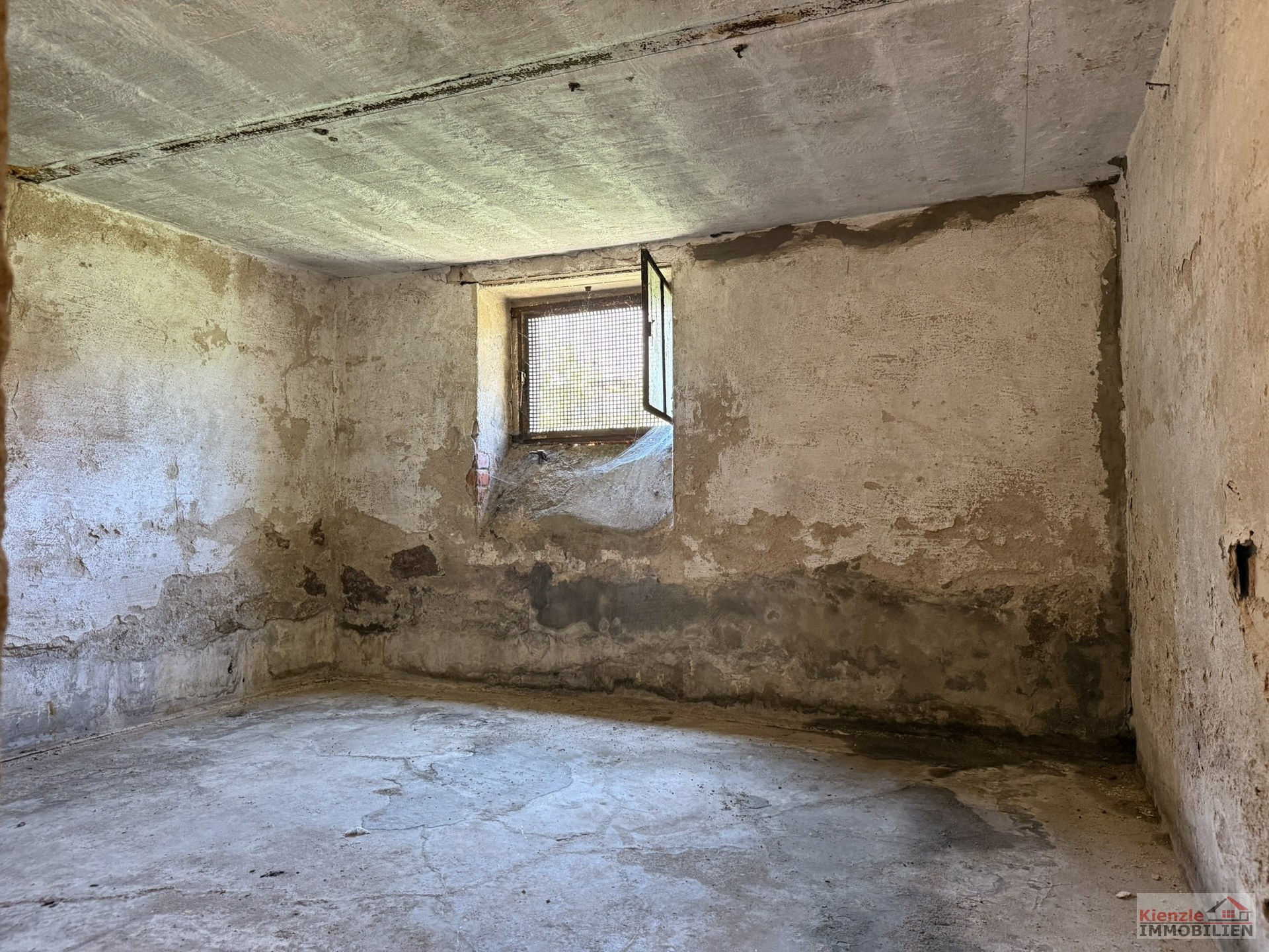 Einfamilienhaus mit Potenzial in angenehmer Wohnlage von Weinböhla