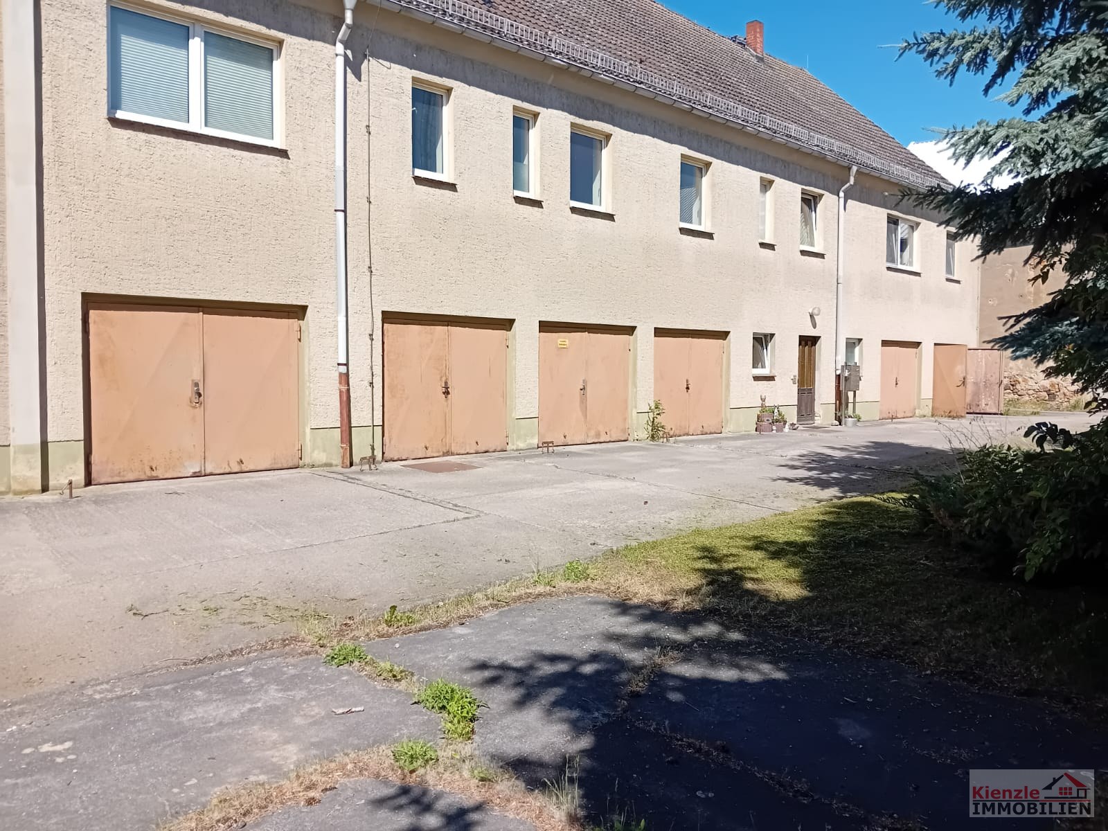 "Ländliche Ruhe in Wuhnitz bei Lommatzsch" - Teilweise vermietetes Mehrfamilienhaus mit Sanierungspotenzial