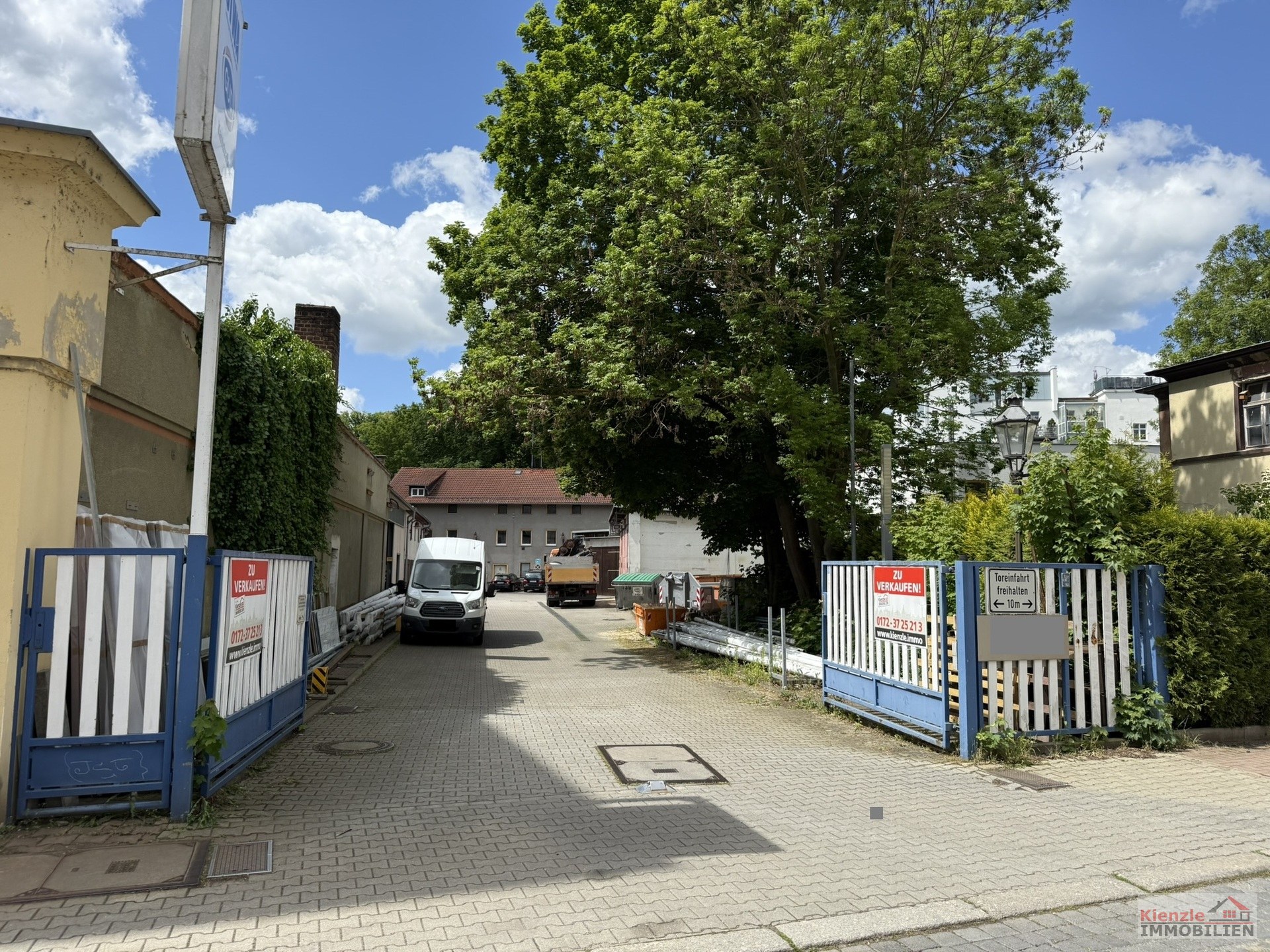 Gewerbeareal mit vielseitiger Nutzung und laufendem Mietverhältnis in Gera,