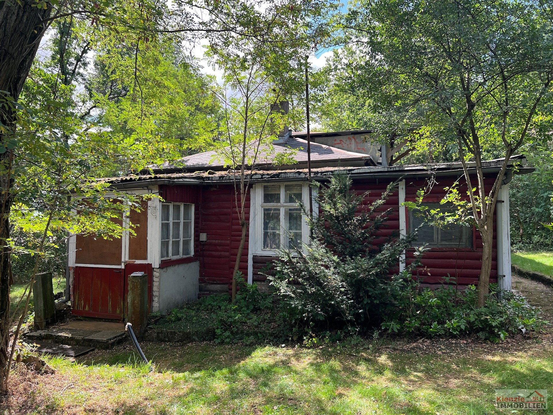 PROVISIONSFREI Idyllisches Wald- und Wiesengrundstück in Medingen bei Dresden - ideal für Handwerker