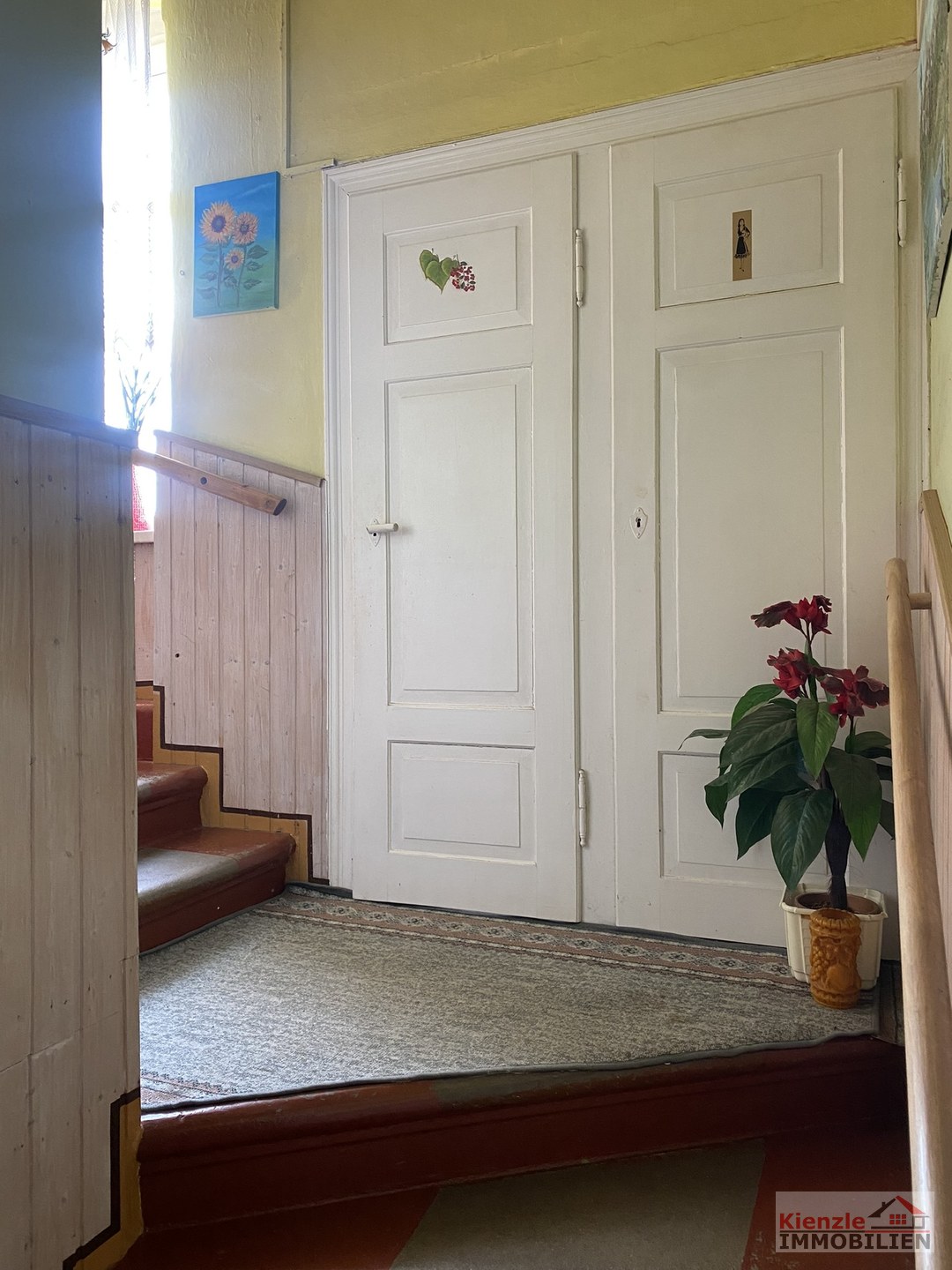 Großzügiges Wohnhaus mit Entwicklungspotenzial auf ca. 2.420 m² Grundstück in Weinböhla