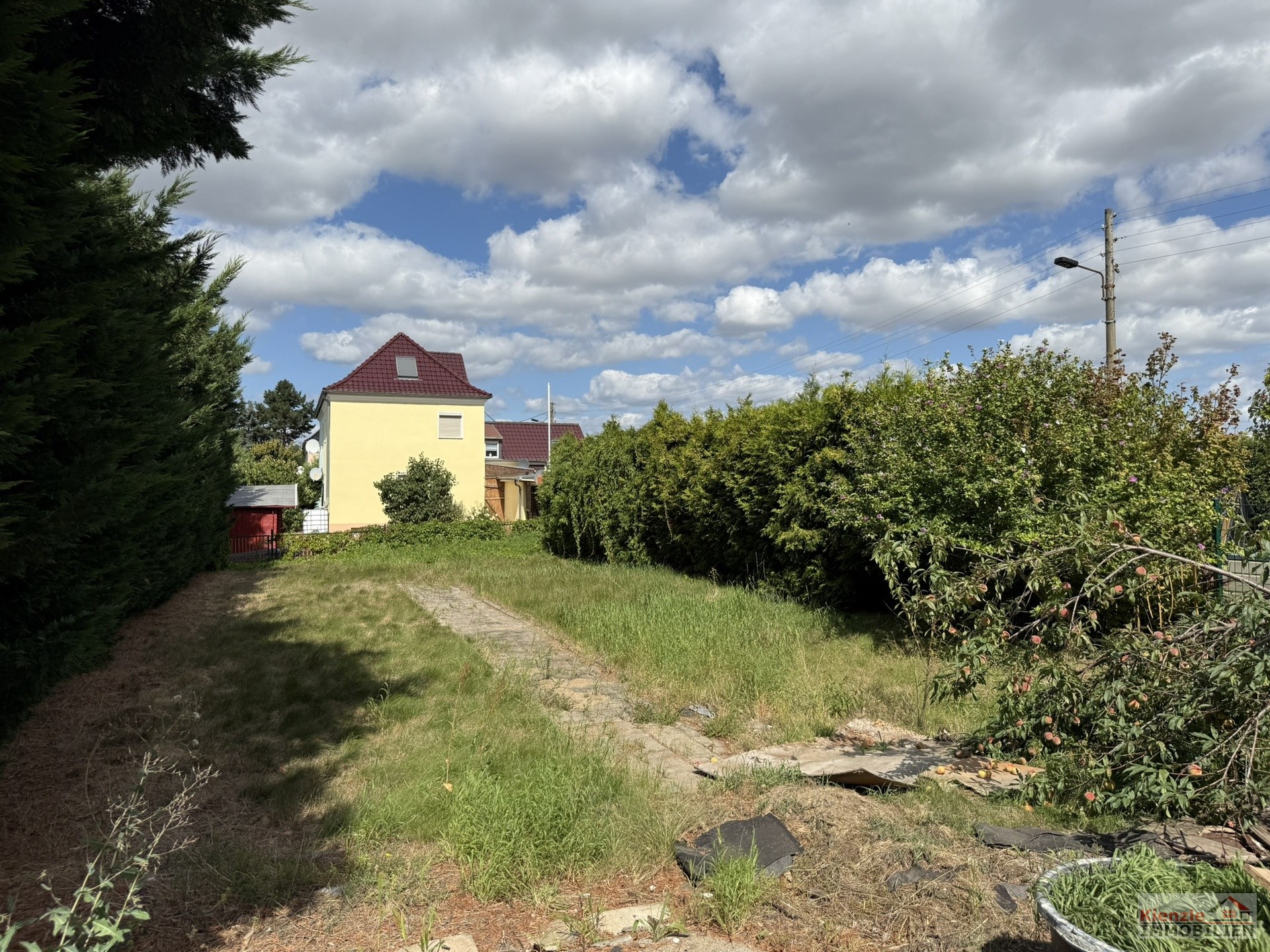 Doppelhaushälfte mit Anbau in Althirschstein bei Riesa und Lommatzsch