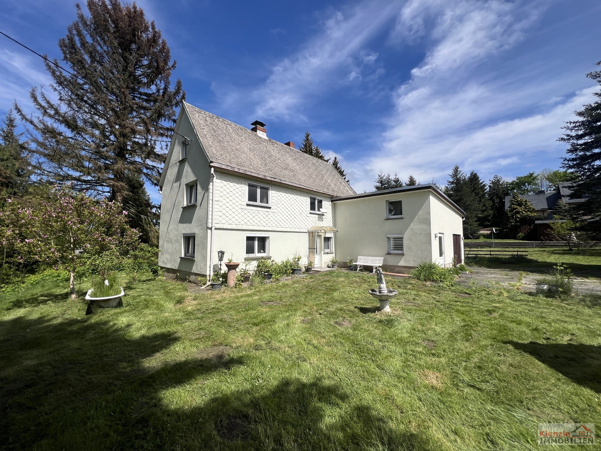 Teilsaniertes Haus mit Potenzial - Idyllisch gelegen in Klingenberg-Colmnitz