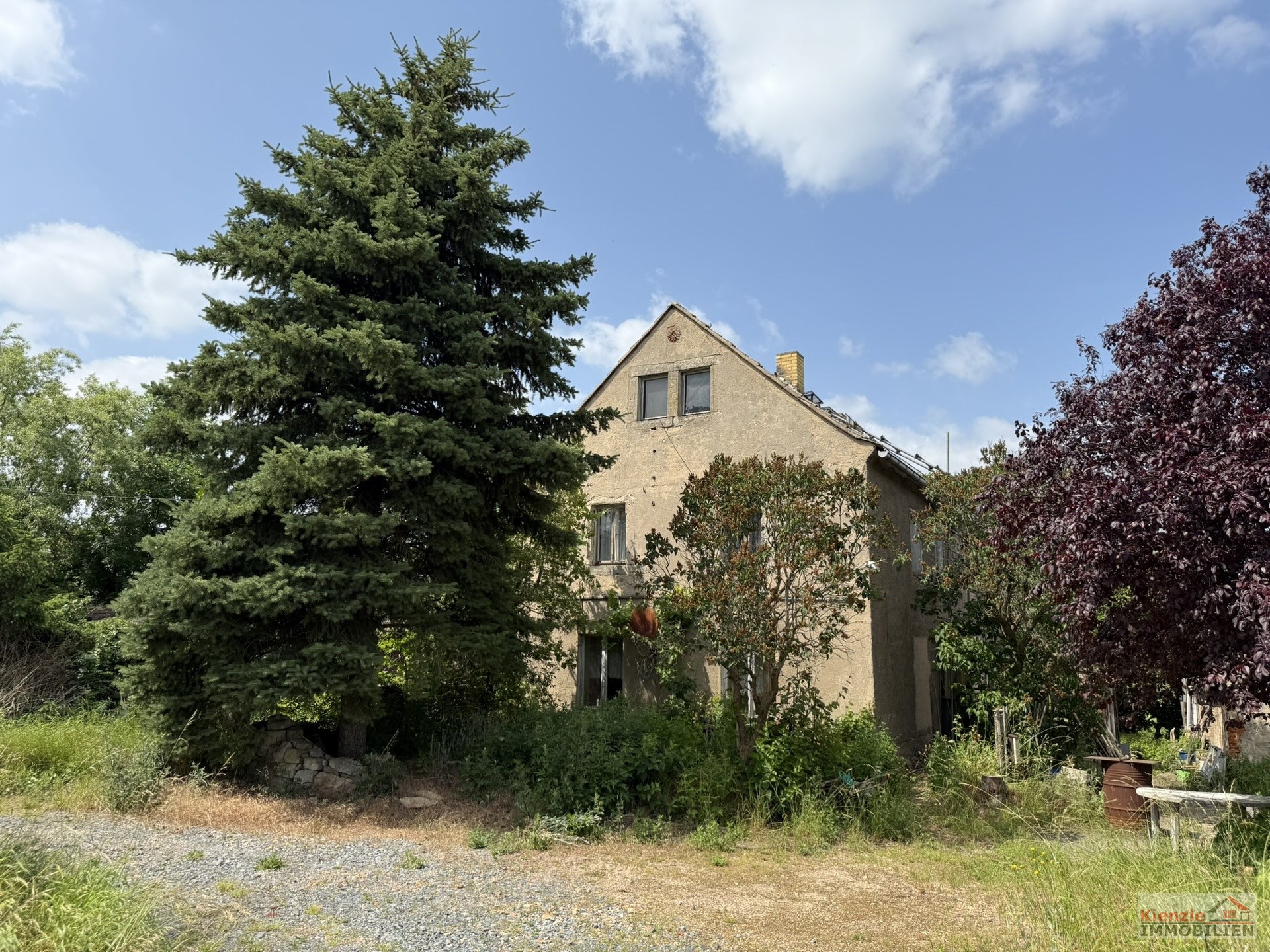 Einfamilienhaus mit Nebengelass in Gävernitz für Individualisten