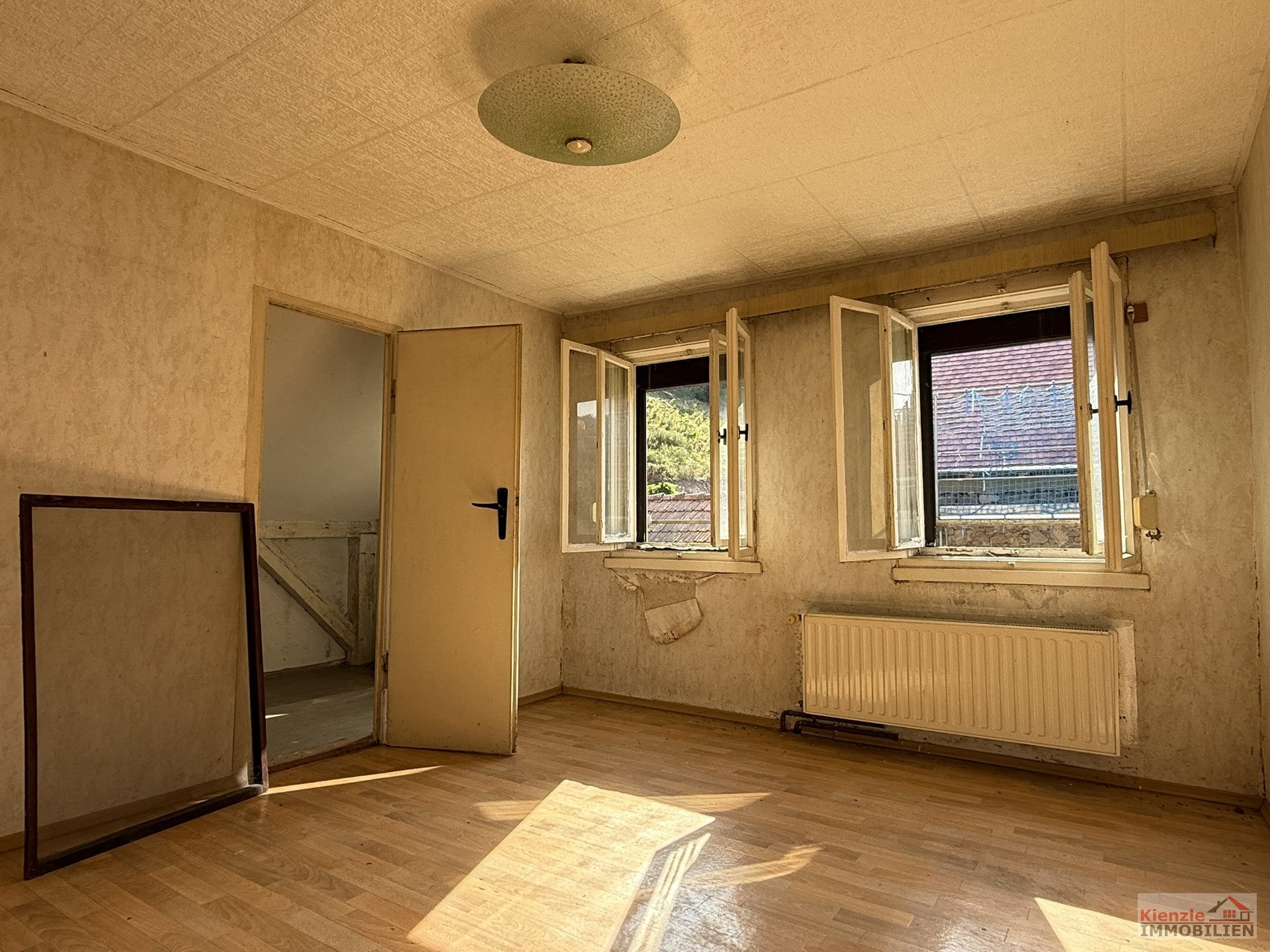 Großzügiges Hanggrundstück mit Altbestand und herrlichem Elbe Blick