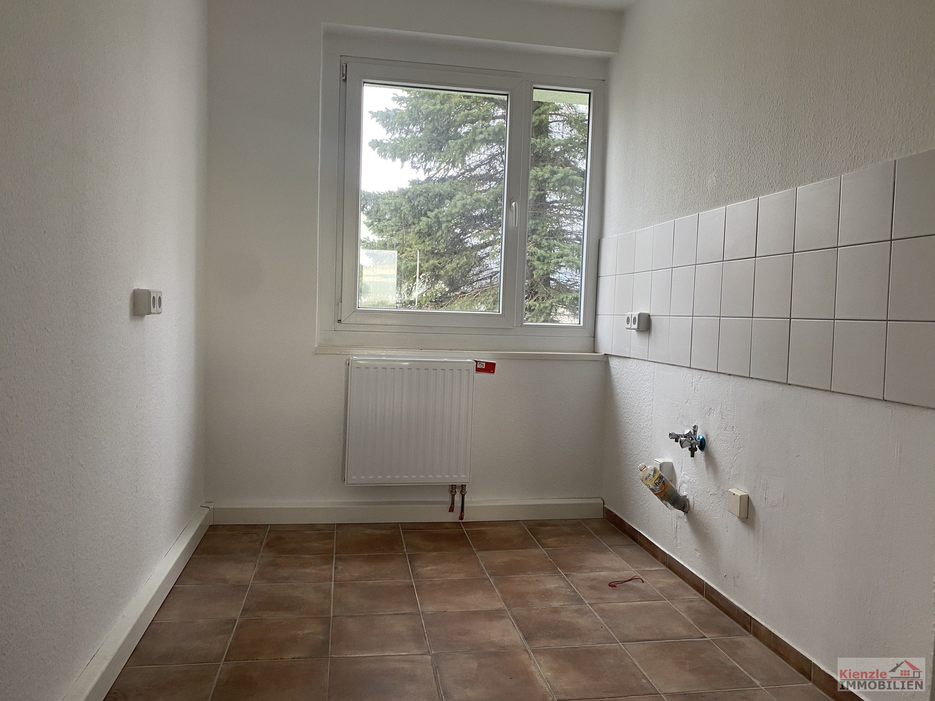 ERSTBEZUG NACH SANIERUNG! Helle 2-Raumwohnung mit Balkon in Großdobritz