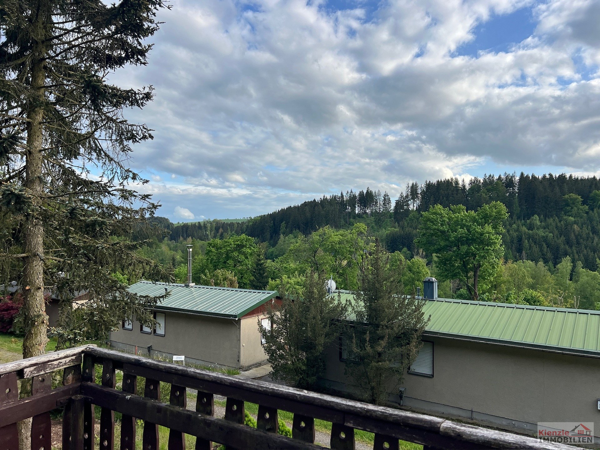 Wochenendhaus mit Garage in idyllischer Lage in Dittersbach-Ölmühle